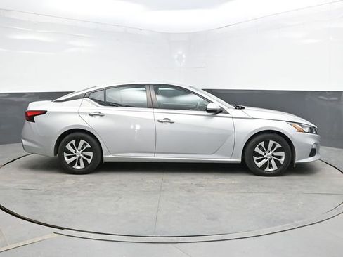 Used 2021 Nissan Altima 2.5 S FWD image 8