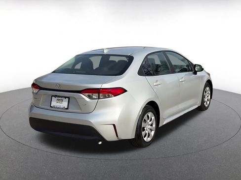 Used 2025 Toyota Corolla LE image 14