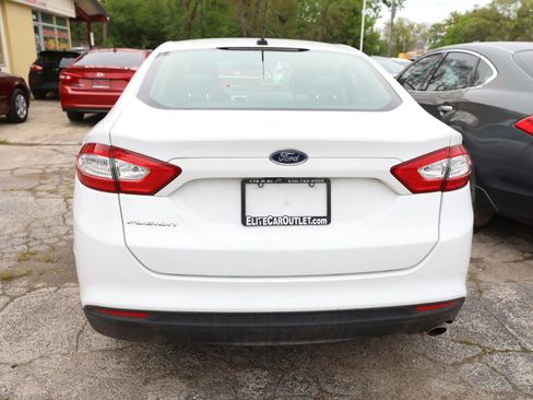 Used 2016 Ford Fusion S FWD image 7