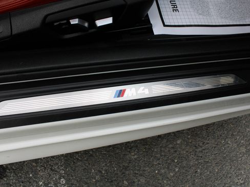 Used 2018 BMW M4 Coupe image 22
