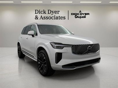 New 2026 Volvo XC90 B5 Plus