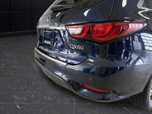 Used 2020 INFINITI QX60 Luxe w/ Essential Package AWD/4WD image 12