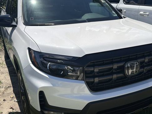 Used 2026 Honda Ridgeline Sport image 2