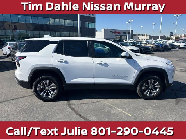 Used 2025 Chevrolet Equinox LT AWD/4WD image 13