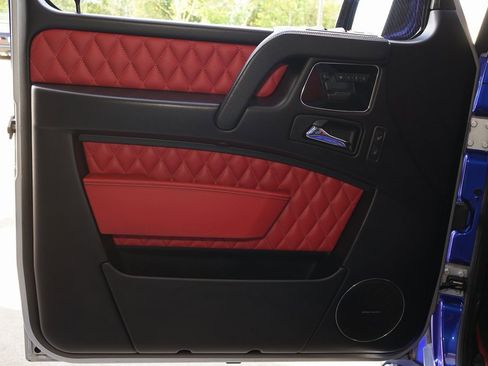 Used 2015 Mercedes-Benz G 63 AMG 4MATIC image 17