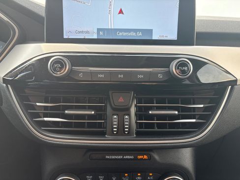 Used 2020 Ford Escape SEL FWD image 34