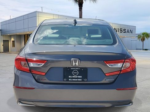 Used 2020 Honda Accord EX image 5