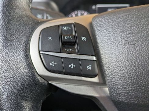 Used 2023 Ford Explorer XLT w/ Equipment Group 202A image 22