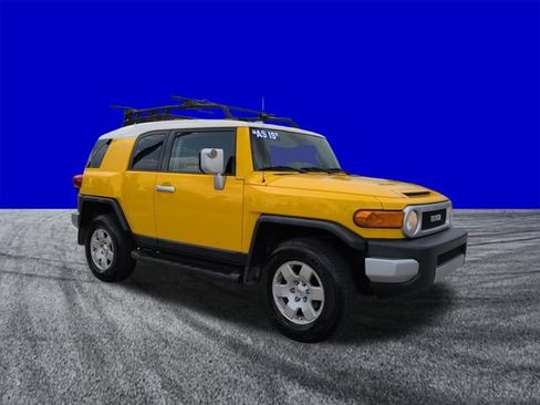 Used 2010 Toyota FJ Cruiser 4WD image 2