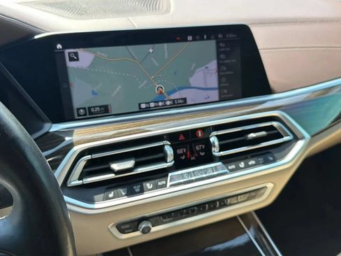 Used 2019 BMW X5 xDrive40i w/ Convenience Package AWD/4WD image 11