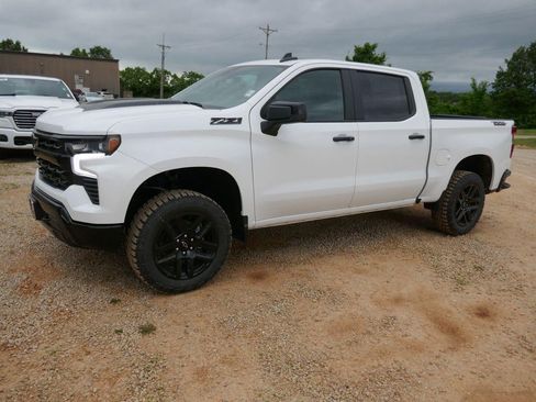 New 2026 Chevrolet Silverado 1500 LT Trail Boss w/ Convenience Package II AWD/4WD image 9