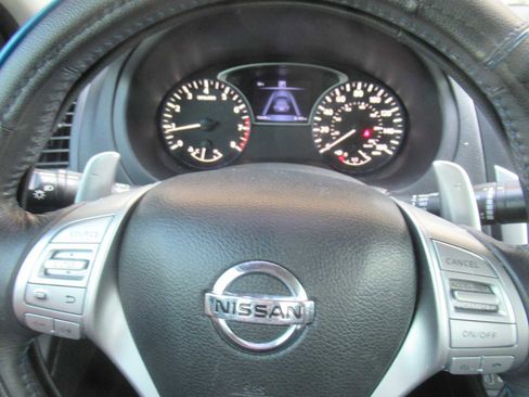 Used 2017 Nissan Altima 2.5 SR w/ Midnight Edition Package image 28