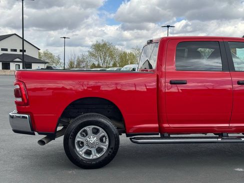 Used 2024 RAM 3500 Big Horn w/ Bed Utility Group AWD/4WD image 10