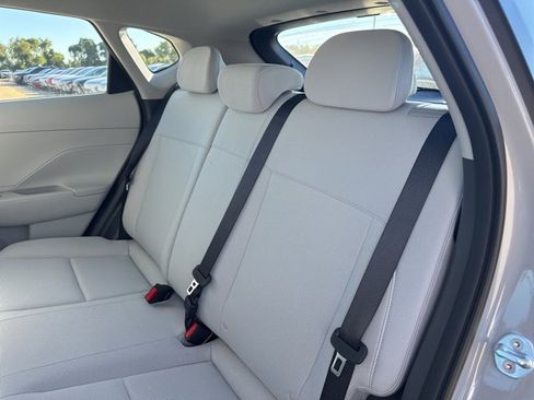 New 2026 Hyundai Kona SE image 11