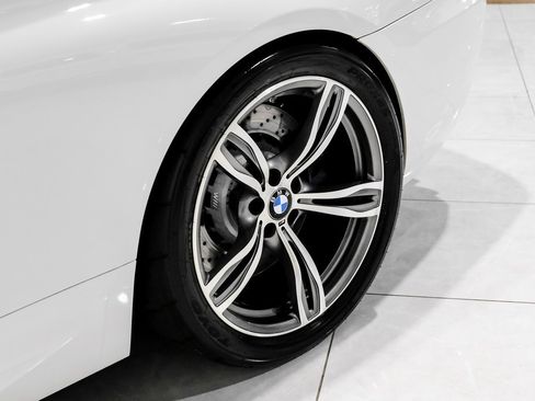 Used 2017 BMW M6 Coupe image 50