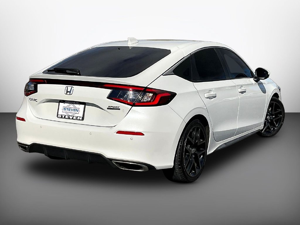 Used 2022 Honda Civic Sport Touring image 6