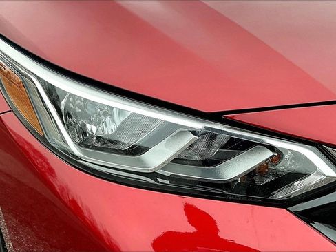 Used 2021 Nissan Sentra SV image 28