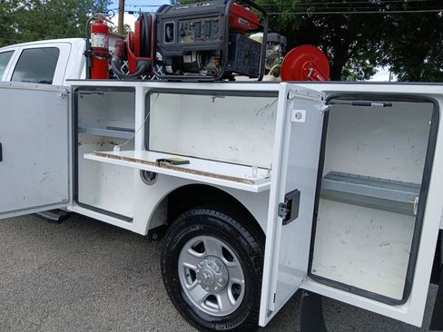 Used 2022 RAM 2500 Tradesman RWD image 17
