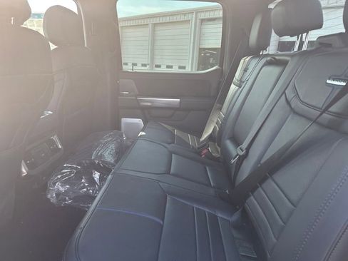 New 2025 Ford F250 Platinum w/ FX4 Off-Road Package image 27