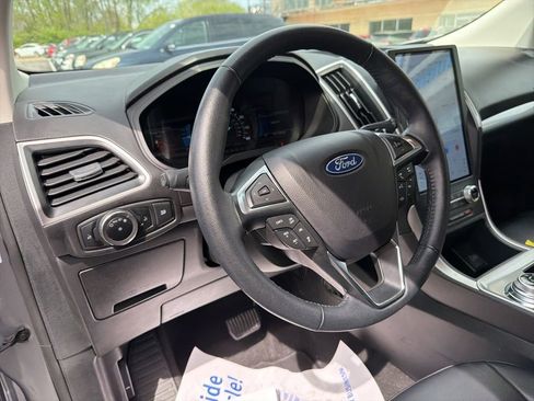 Used 2024 Ford Edge SEL AWD/4WD image 15