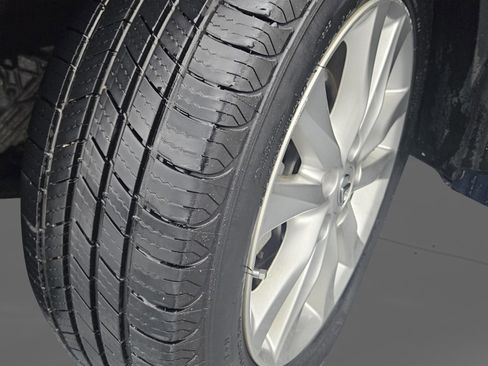 Used 2011 Lexus ES 350 w/ Preferred Accessory Package image 33