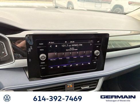 New 2026 Volkswagen Taos SEL image 25