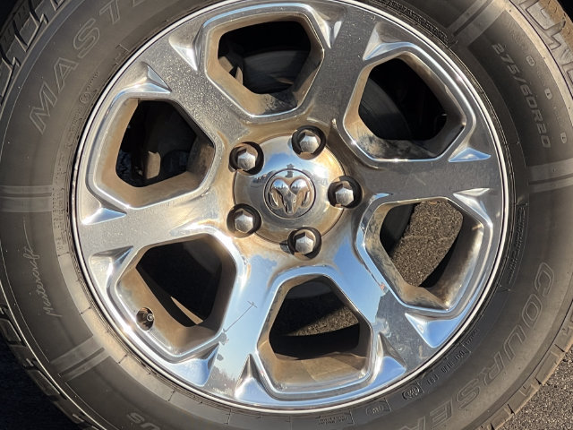 Used 2015 RAM 1500 Laramie w/ Convenience Group AWD/4WD image 10
