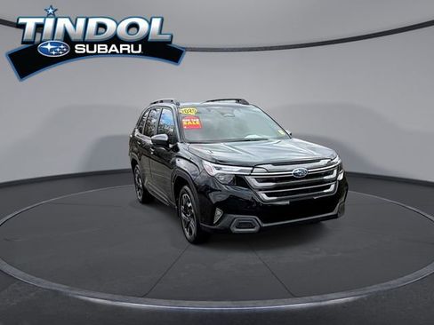 Used 2025 Subaru Forester Limited w/ Popular Package #2 image 2