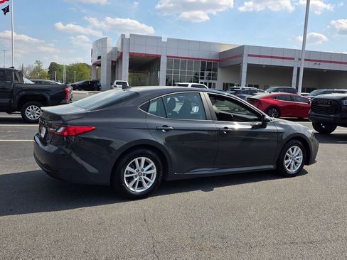 Certified 2025 Toyota Camry LE FWD image 14