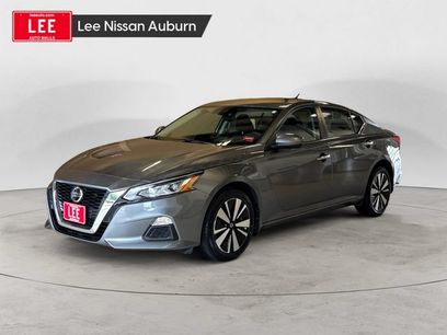 Used 2022 Nissan Altima 2.5 SV