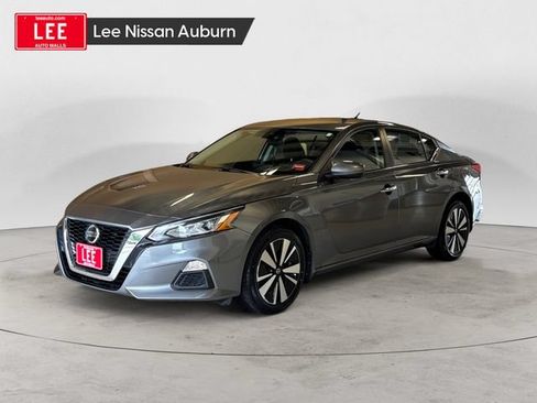 Used 2022 Nissan Altima 2.5 SV AWD/4WD image 1