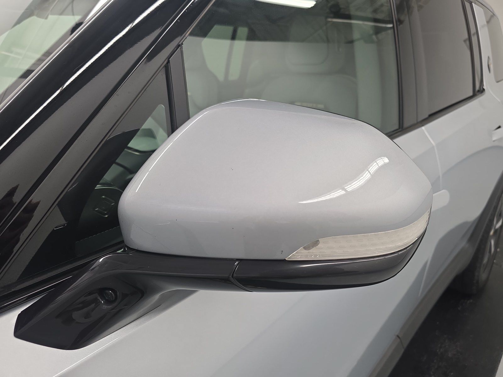 Used 2023 Rivian R1S Launch Edition Quad AWD/4WD image 36