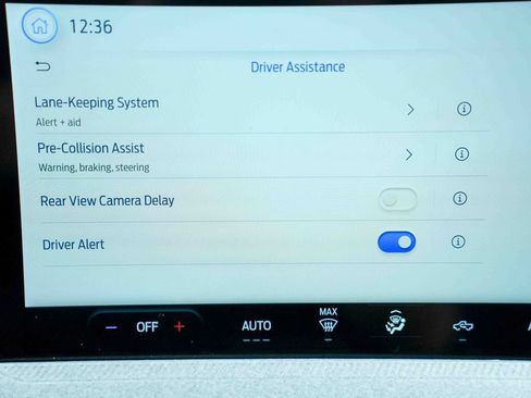 Certified 2025 Ford Maverick XLT w/ Equipment Group 302A AWD/4WD image 37