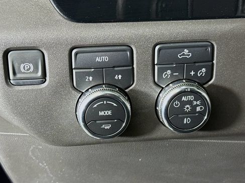 Used 2024 GMC Sierra 1500 Elevation AWD/4WD image 12