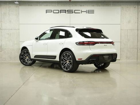 Certified 2026 Porsche Macan AWD/4WD image 3