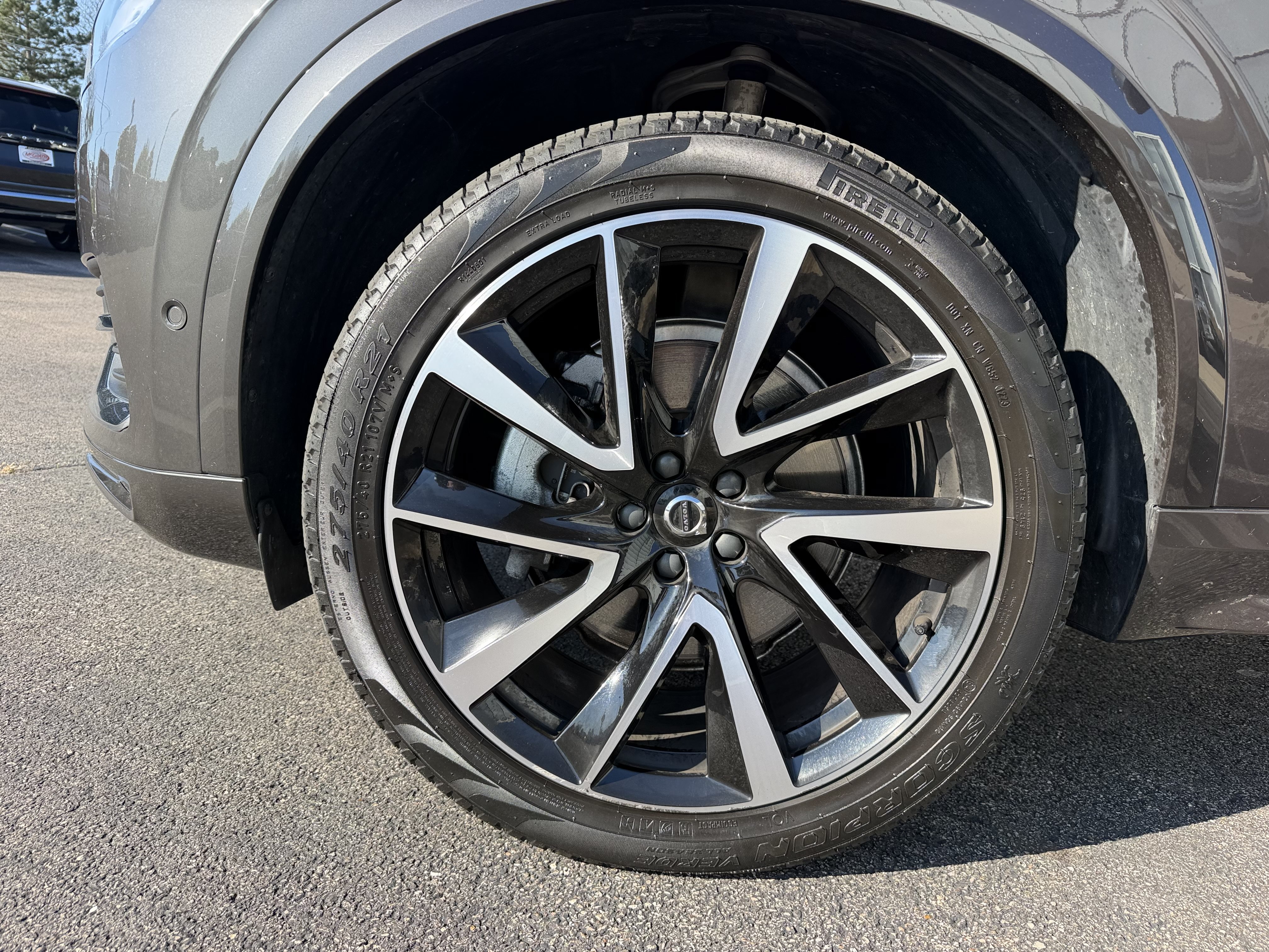 Used 2024 Volvo XC90 B6 Plus w/ Protection Package Premier AWD/4WD image 12