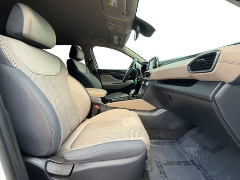 Used 2020 Hyundai Santa Fe SE w/ Cargo Package FWD image 17