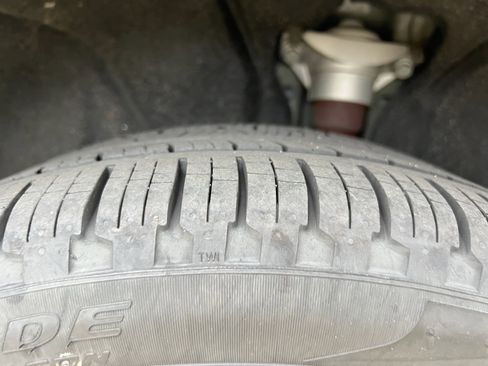 Used 2025 Audi Q5 2.0T Premium w/ Convenience Plus Package image 12