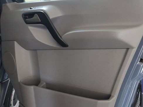 Used 2019 Mercedes-Benz Sprinter 170 image 10