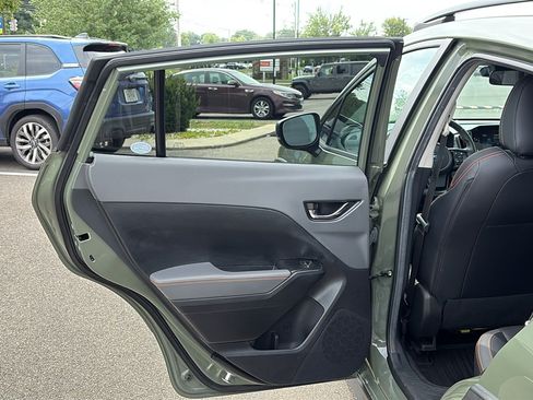 Used 2024 Subaru Crosstrek 2.5i Limited AWD/4WD image 22