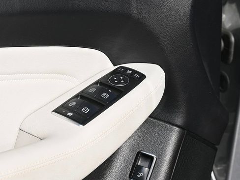 Used 2014 Mercedes-Benz ML 350 4MATIC image 4