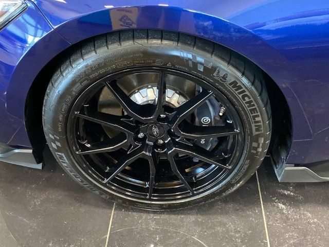 Used 2019 Ford Mustang Shelby GT350 w/ Technology Package RWD image 6