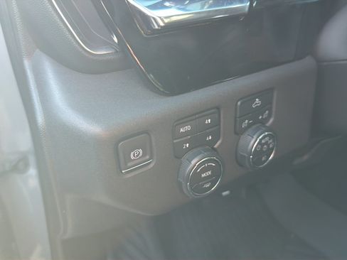 Used 2024 Chevrolet Silverado 1500 LT Trail Boss AWD/4WD image 22