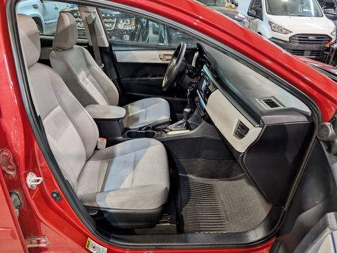Used 2014 Toyota Corolla LE Premium image 28