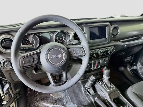 Used 2023 Jeep Wrangler Sport AWD/4WD image 18