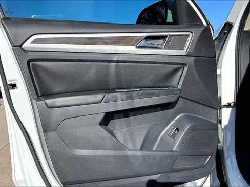 Used 2019 Volkswagen Atlas SEL image 21