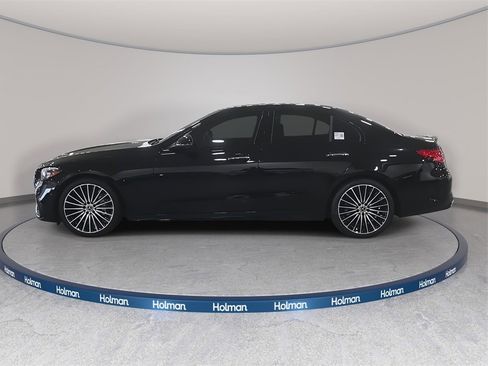 Used 2024 Mercedes-Benz C 300 Sedan image 9