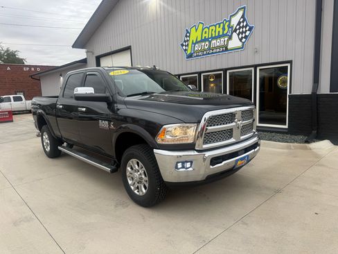Used 2017 RAM 2500 Laramie w/ Snow Chief Group image 1