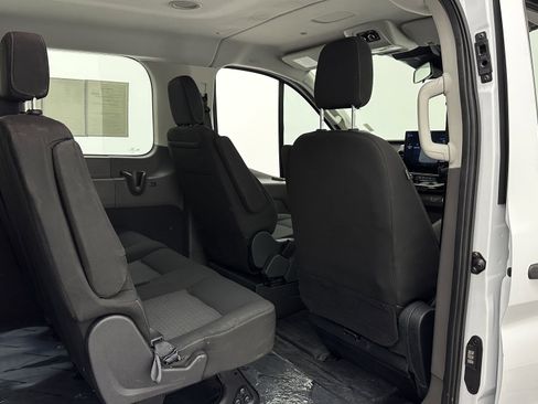 Used 2023 Ford Transit 350 XLT image 25