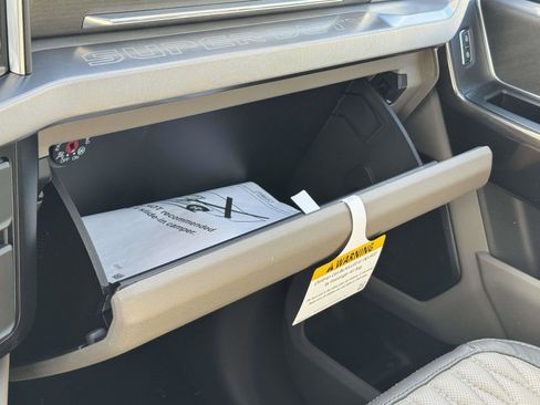 New 2026 Ford F250 Platinum w/ Platinum Plus Package image 31